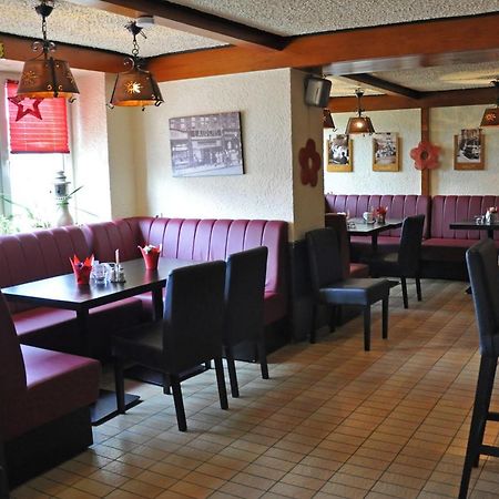 מנדרשייד Hotel Am Ceresplatz מראה חיצוני תמונה