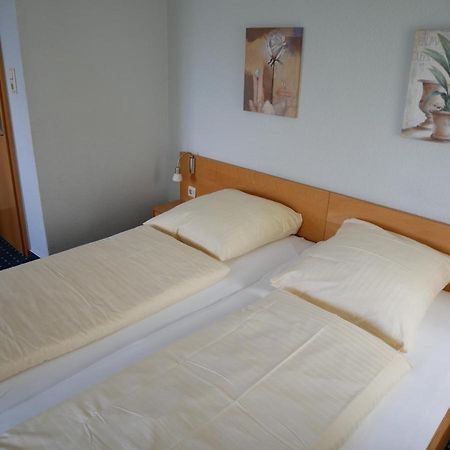מנדרשייד Hotel Am Ceresplatz מראה חיצוני תמונה