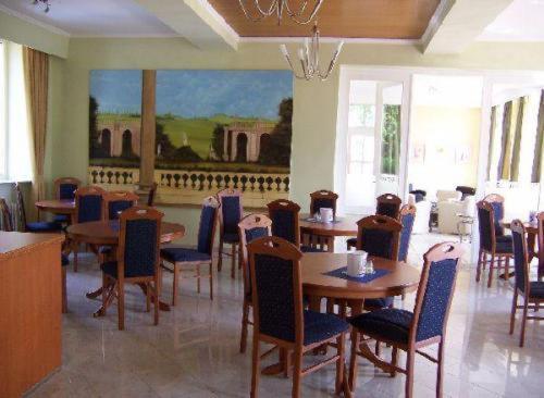 מנדרשייד Hotel Am Ceresplatz מראה חיצוני תמונה